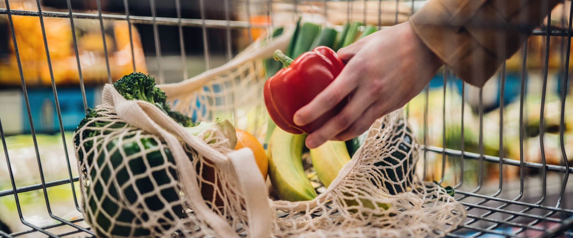 Creating a Healthy Shopping List: How to Make Sure Your Grocery List Fits Your Nutritional Goals